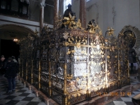 Hofkirche leeres Grabmal Kaiser Maximilians I