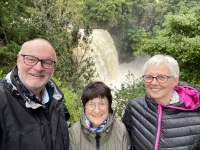 2023-10-30-Whangarei-Falls-mit-Anni