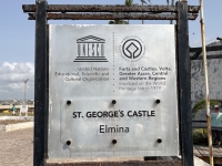Ghana-Festungen-der-Kolonialzeit-Elmina-St-Georges-Castle-Tafel-1