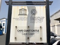 Ghana-Festungen-der-Kolonialzeit-Cape-Coast-Castle-Tafel-1