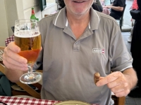 Mittagessen 7 Stück Cevapcici mit Lasko-Bier