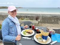 2024-07-01-Guernsey-Mittagessen-Beachhouse-Pembroke-Beach