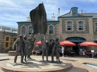 St-Helier-Liberation-Square-mit-Befreiungsdenkmal