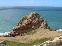 2024-07-04-Le-Pinacle-alleinstehender-Felsen