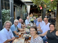 Seglertreffen mit Giretzlehners am Abend beim Josef in Linz