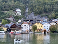 Vorbeifahrt an Hallstatt Markt